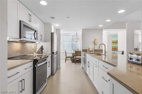 6620 Estero Blvd 1105, Fort Myers Beach FL - photo 12 of 33