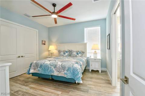 146 Miramar St, Fort Myers Beach FL - photo 14 of 31