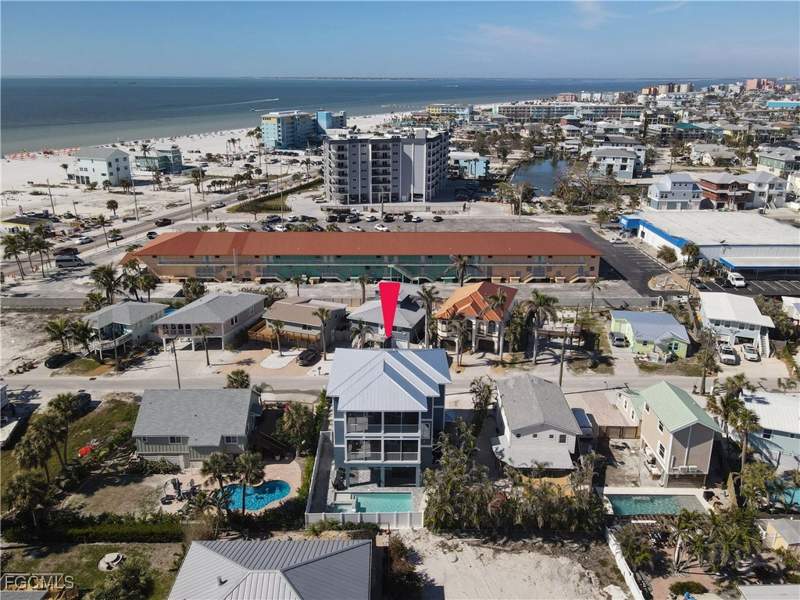 6 bedroom SingleFamilyResidence at 146 Miramar St, Miramar, Fort Myers Beach — photo 2