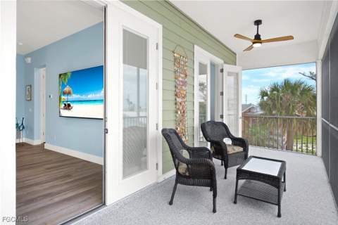 151 Chapel St, Fort Myers Beach FL - photo 9 of 23