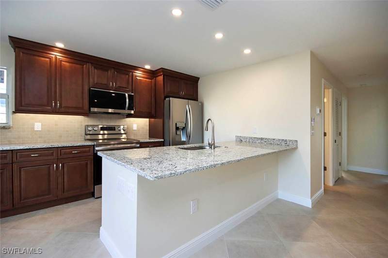 2 bedroom Condominium at 827 E Gulf Dr L1, Sanibel Arms West Condo, Sanibel — photo 4