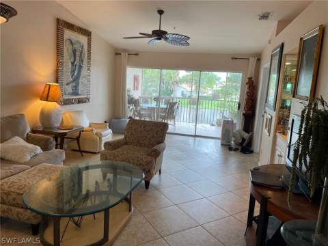 9061 Michael Cir 2, Naples FL - photo 13 of 48
