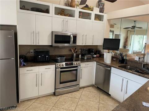 9061 Michael Cir 2, Naples FL - photo 24 of 48