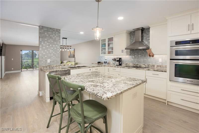 2 bedroom Condominium at 12621 Kelly Sands Way 307, Terrace, Fort Myers — photo 4