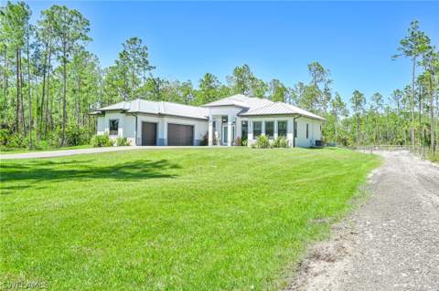 4063 8th Ave NE, Naples FL - photo 7 of 40