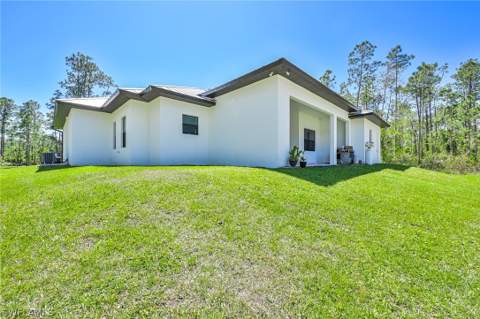 4063 8th Ave NE, Naples FL - photo 8 of 40