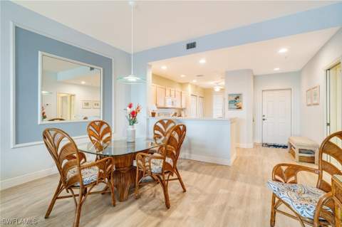 9190 Southmont Cv 306, Fort Myers FL - photo 8 of 36