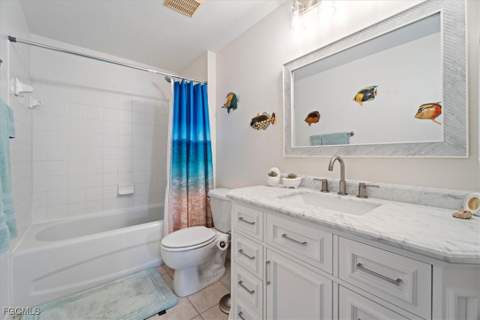 11400 Ocean Walk Cir 102, Fort Myers FL - photo 6 of 30