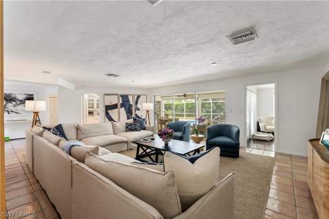 626 Regatta Rd, Naples FL - photo 8 of 15