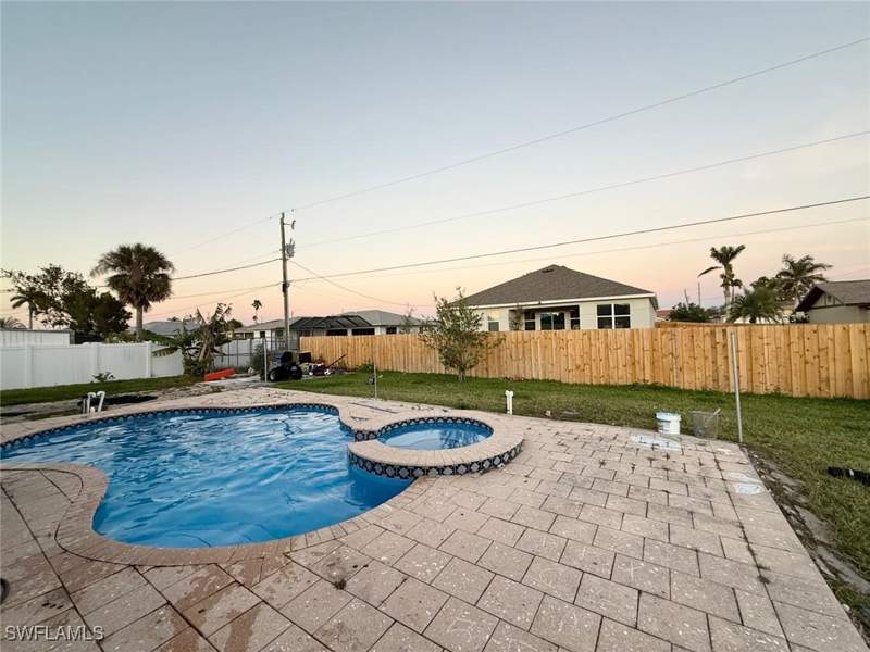 3 bedroom SingleFamilyResidence at 3915 SW 1st Pl, Cape Coral, Cape Coral — photo 2