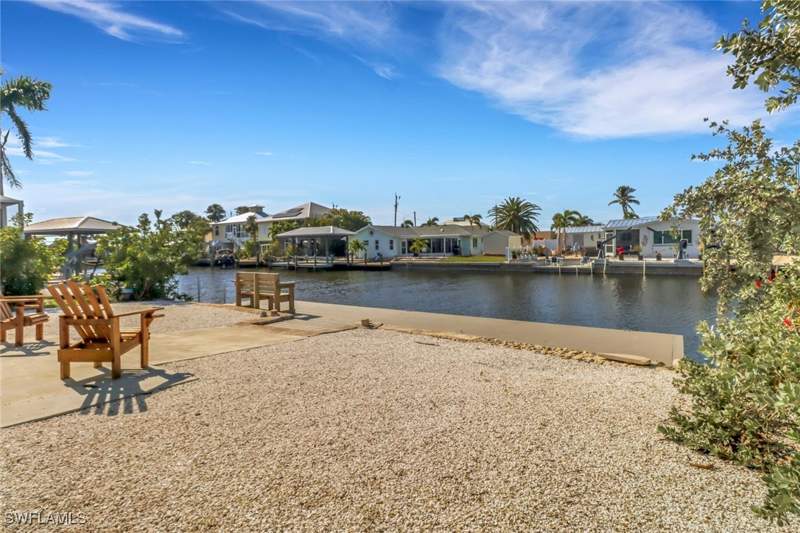 2 bedroom SingleFamilyResidence at 2686 Clyde St, Island Harbors, Matlacha — photo 4