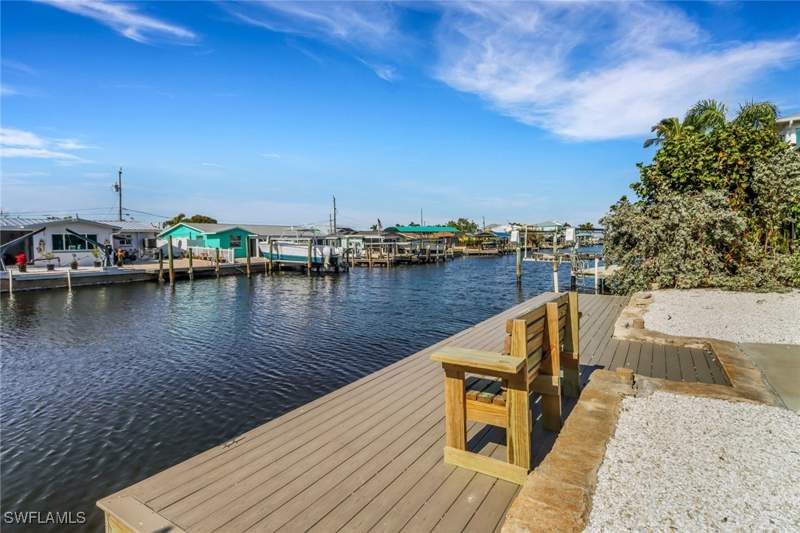 2 bedroom SingleFamilyResidence at 2686 Clyde St, Island Harbors, Matlacha — photo 5