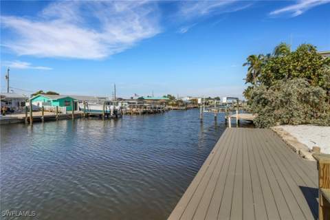 2686 Clyde St, Matlacha FL - photo 6 of 36