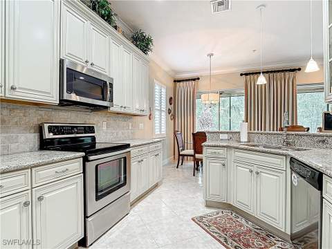 12913 New Market St 201, Fort Myers FL - photo 14 of 45