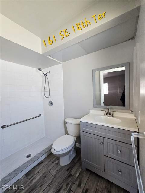 161 SE 18th Ter, Cape Coral FL - photo 18 of 35