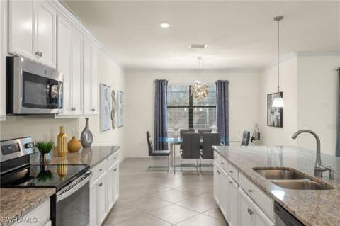 11892 Hickory Estate Cir, Fort Myers FL - photo 13 of 39