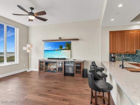 1050 Borghese Ln 2105, Naples FL - photo 11 of 50