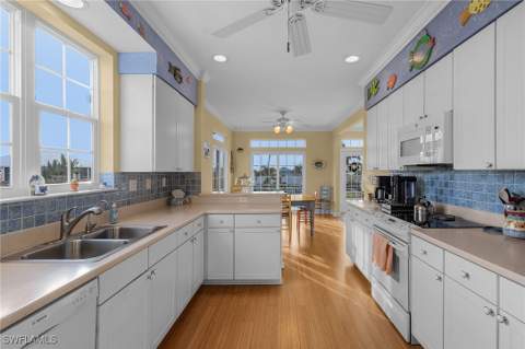 2690 Gull Ct, St James City FL - photo 11 of 39