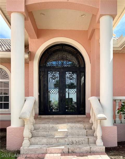 5460 Harborage Dr, Fort Myers FL - photo 9 of 50