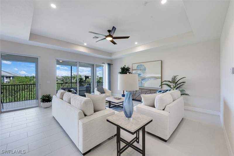 3 bedroom Condominium at 273 Indies Dr E 202, Antilles, Naples — photo 3