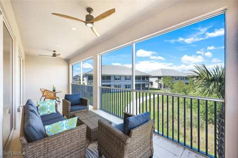 273 Indies Dr E 202, Naples FL - photo 6 of 27