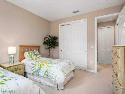 9071 Albion Ln N 5703, Naples FL - photo 14 of 37