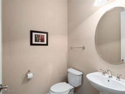 9071 Albion Ln N 5703, Naples FL - photo 17 of 37
