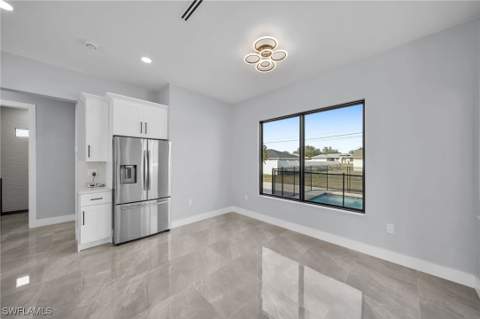 423 NW 6th Ter, Cape Coral FL - photo 10 of 40
