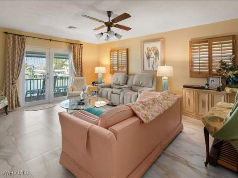 565 Coconut Ave, Goodland FL - photo 11 of 35
