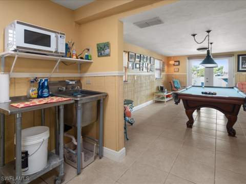 565 Coconut Ave, Goodland FL - photo 21 of 35