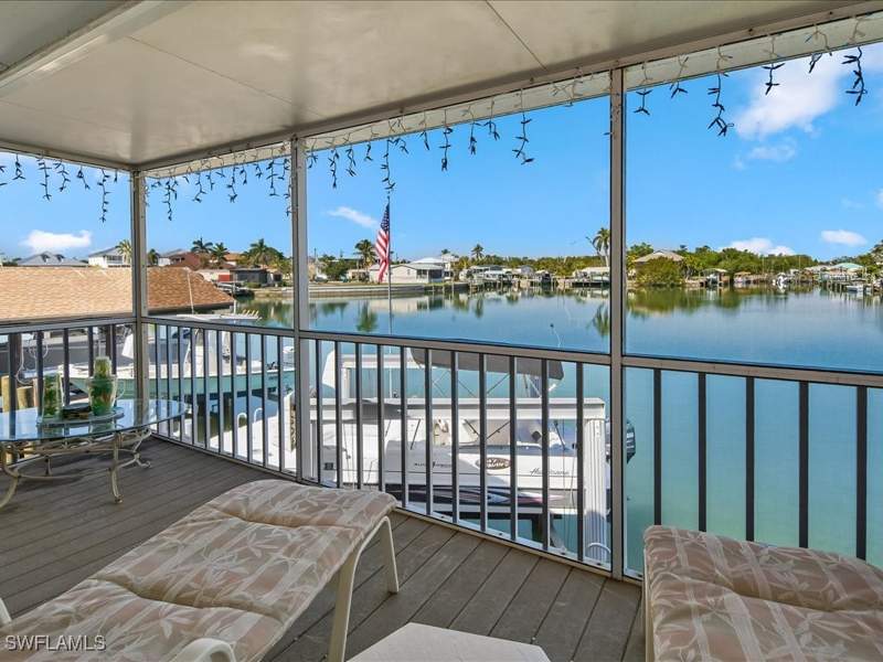 5 bedroom SingleFamilyResidence at 565 Coconut Ave, Goodland Isles, Goodland — photo 3