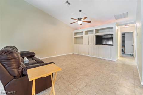 5510 SW 4th Pl 607, Cape Coral FL - photo 6 of 24
