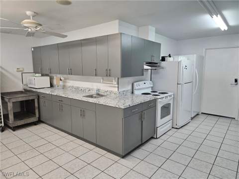 4 Onyx Dr 4O, Naples FL - photo 21 of 37
