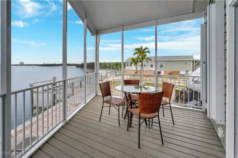 83 Blackbeard Way, Fort Myers Beach FL - photo 7 of 50