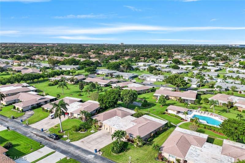 2 bedroom Attached at 5564 Williamson Way, Whiskey Creek Village Green, Fort Myers — photo 5