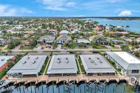 1405 Curlew Ave 3, Naples FL - photo 20 of 24
