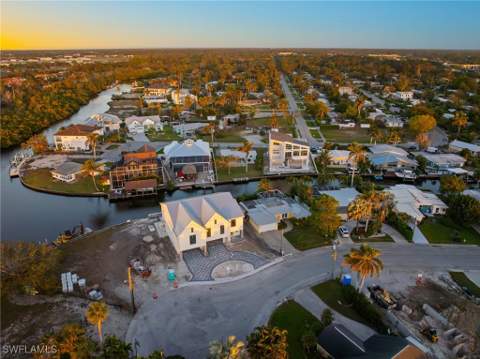 1796 Holiday Ln, Naples FL - photo 15 of 30
