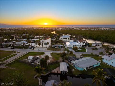 1796 Holiday Ln, Naples FL - photo 16 of 30