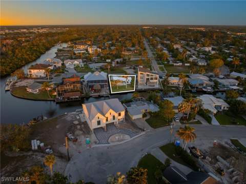 1796 Holiday Ln, Naples FL - photo 6 of 30