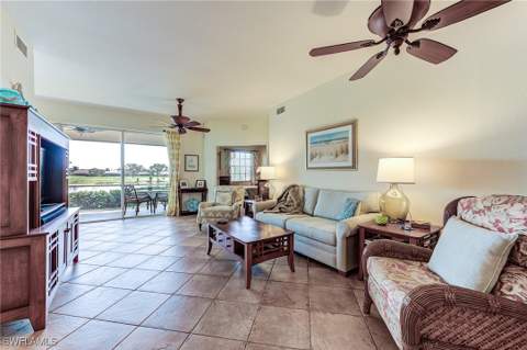 16550 Crownsbury Way 101, Fort Myers FL - photo 10 of 29