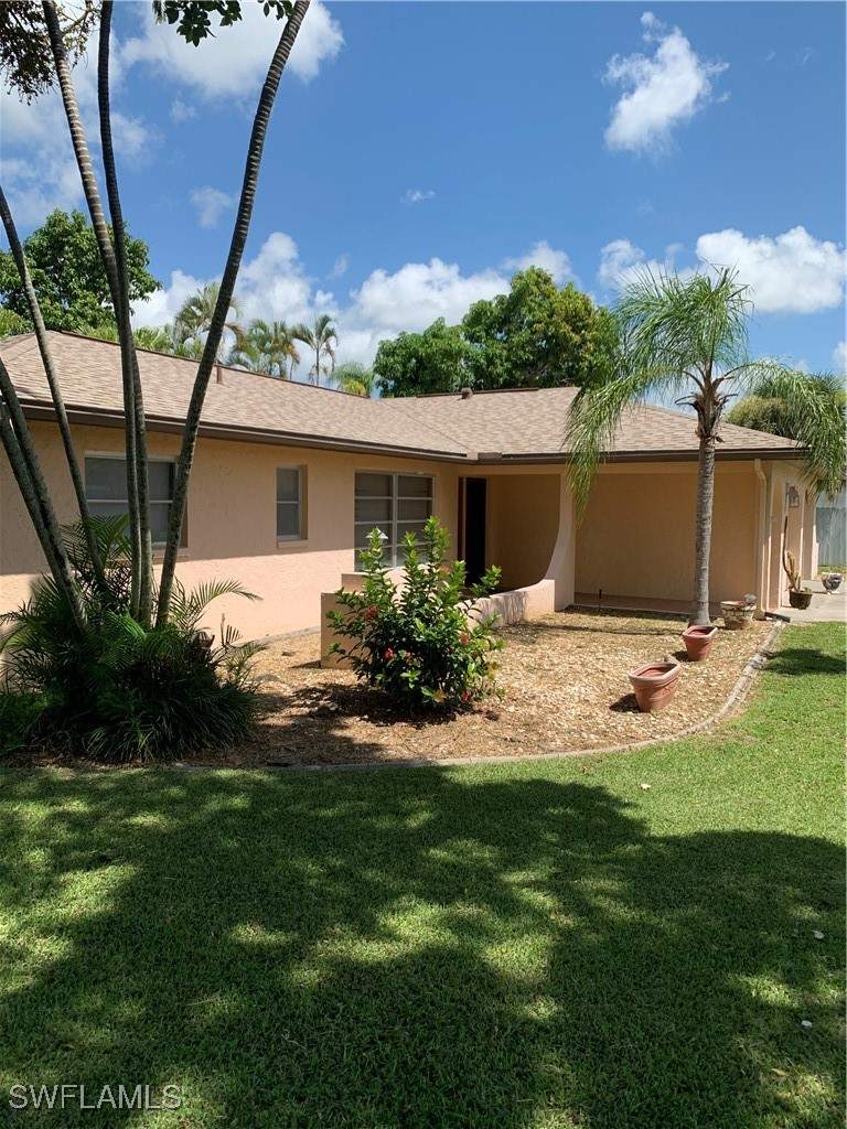 3 bedroom SingleFamilyResidence at 4709 Vinsetta Ave, Waterway Estates, North Fort Myers — photo 2