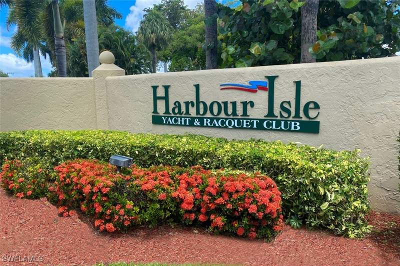 3 bedroom Attached at 15100 Ports of Iona Dr W, Harbour Isle Yacht And Racquet Club Condo, Fort Myers — photo 2