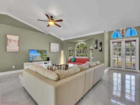 834 Santa Barbara Blvd, Cape Coral FL - photo 11 of 31