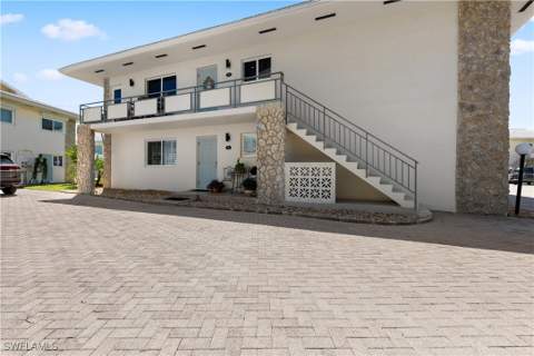 2500 Gulf Shore Blvd N N7, Naples FL - photo 19 of 27