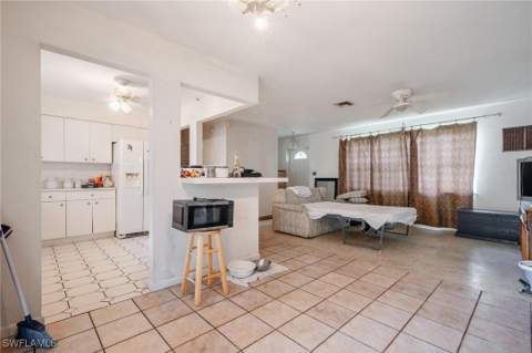 1208 Barnsdale St, Lehigh Acres FL - photo 14 of 34