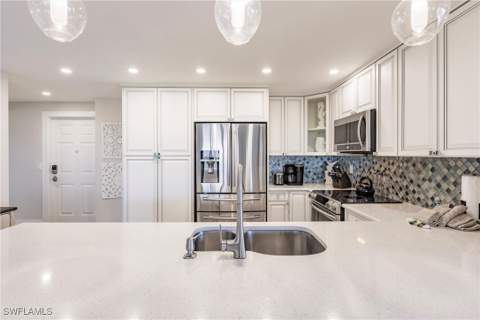 17170 Harbour Point Dr 437, Fort Myers FL - photo 11 of 41
