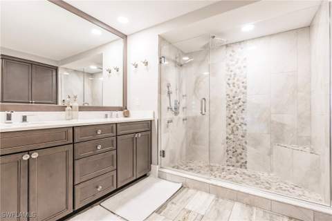 17170 Harbour Point Dr 437, Fort Myers FL - photo 21 of 41
