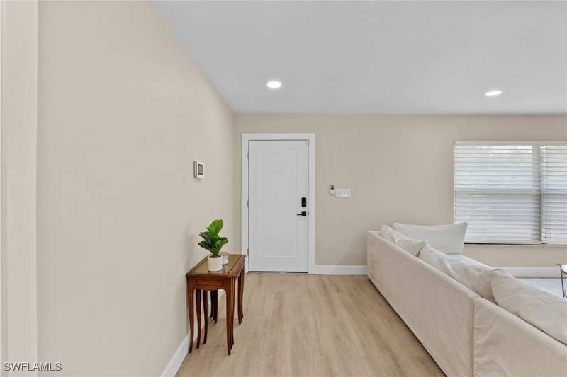 4 bedroom SingleFamilyResidence at 3221 68th St SW, Golden Gate Estates, Naples — photo 5