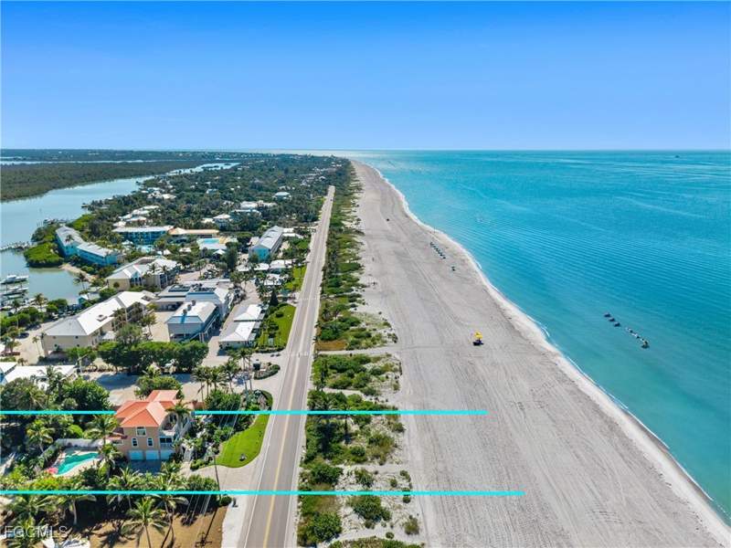 4 bedroom SingleFamilyResidence at 15899 Captiva Dr, Dickeys John R Subd, Captiva — photo 4