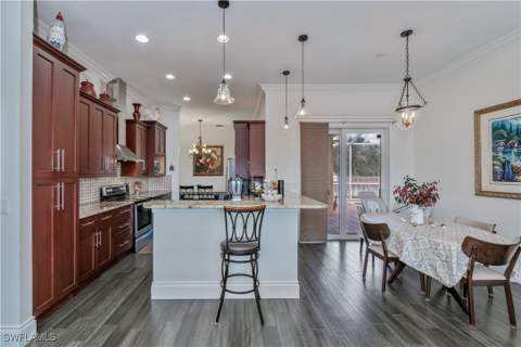 802 Poinsettia Ave, Lehigh Acres FL - photo 9 of 34